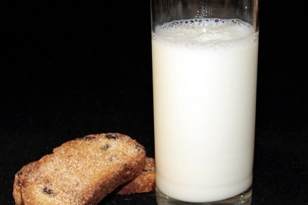 Эксперты перечислили продукты, которые нужно съесть вечером для улучшения сна Эксперты перечислили продукты, которые нужно съесть вечером для улучшения сна