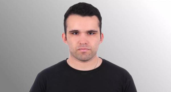 Жим Арнольда: упражнение для объемных и рельефных плеч 