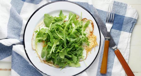 Рукола: зелень с ярким вкусом, которая делает рацион интереснее