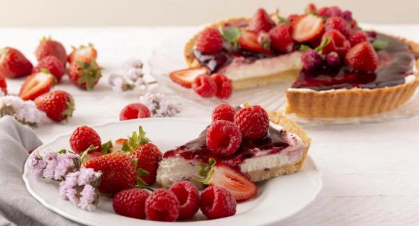 Десерты с ягодами: как приготовить вкусно и легче, чем обычные сладости Десерты с ягодами: как приготовить вкусно и легче, чем обычные сладости